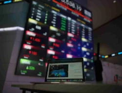 BEI Catat Perdagangan Saham Positif, IHSG Raih Rekor
