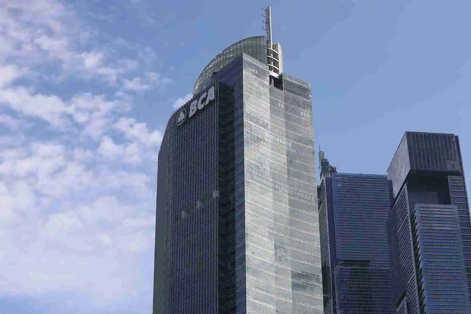 BCA Menutup Anak Usaha di Hong Kong